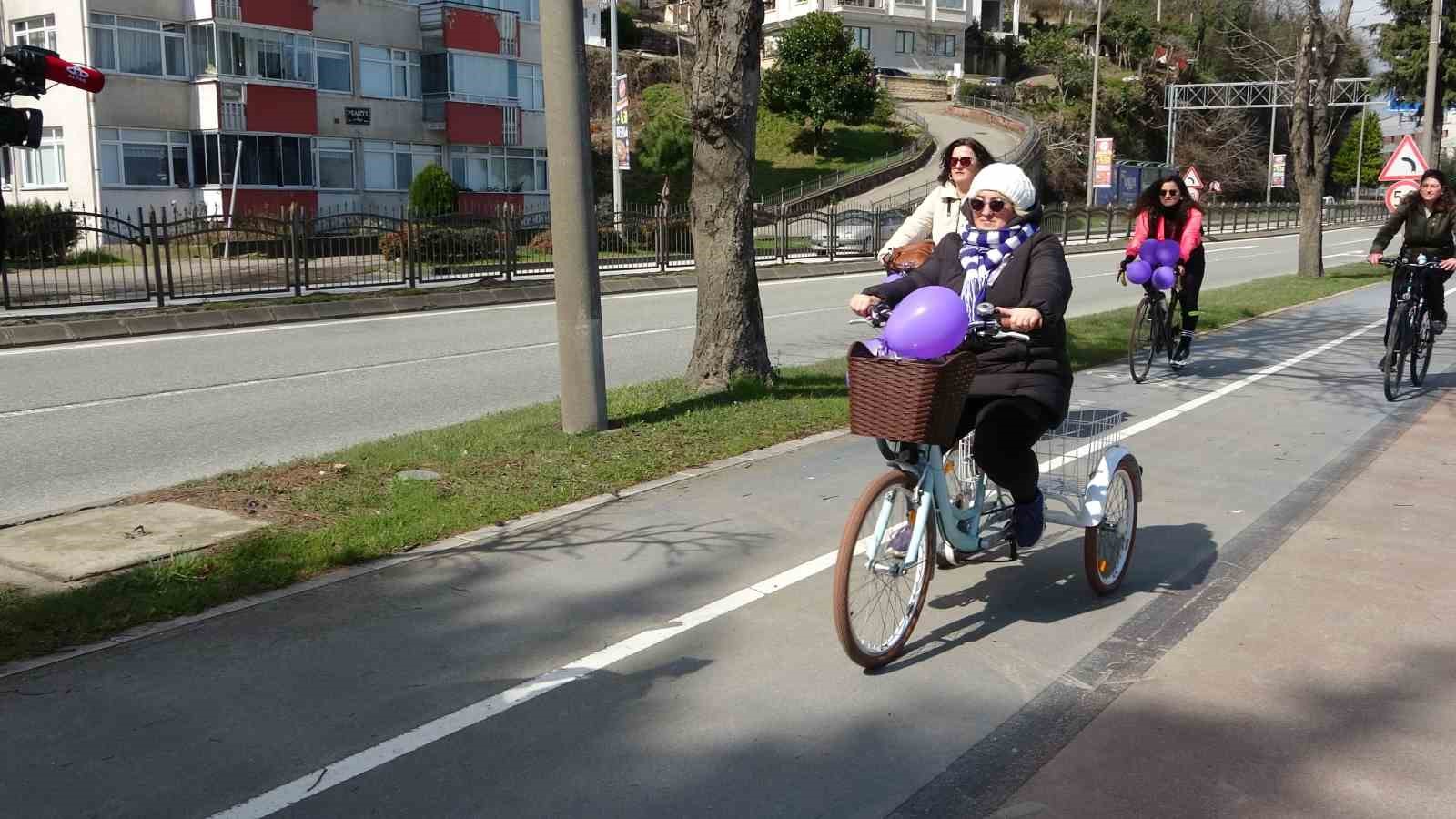 Ordu’da kadınlar 8 Mart dolayısıyla pedal çevirdi
