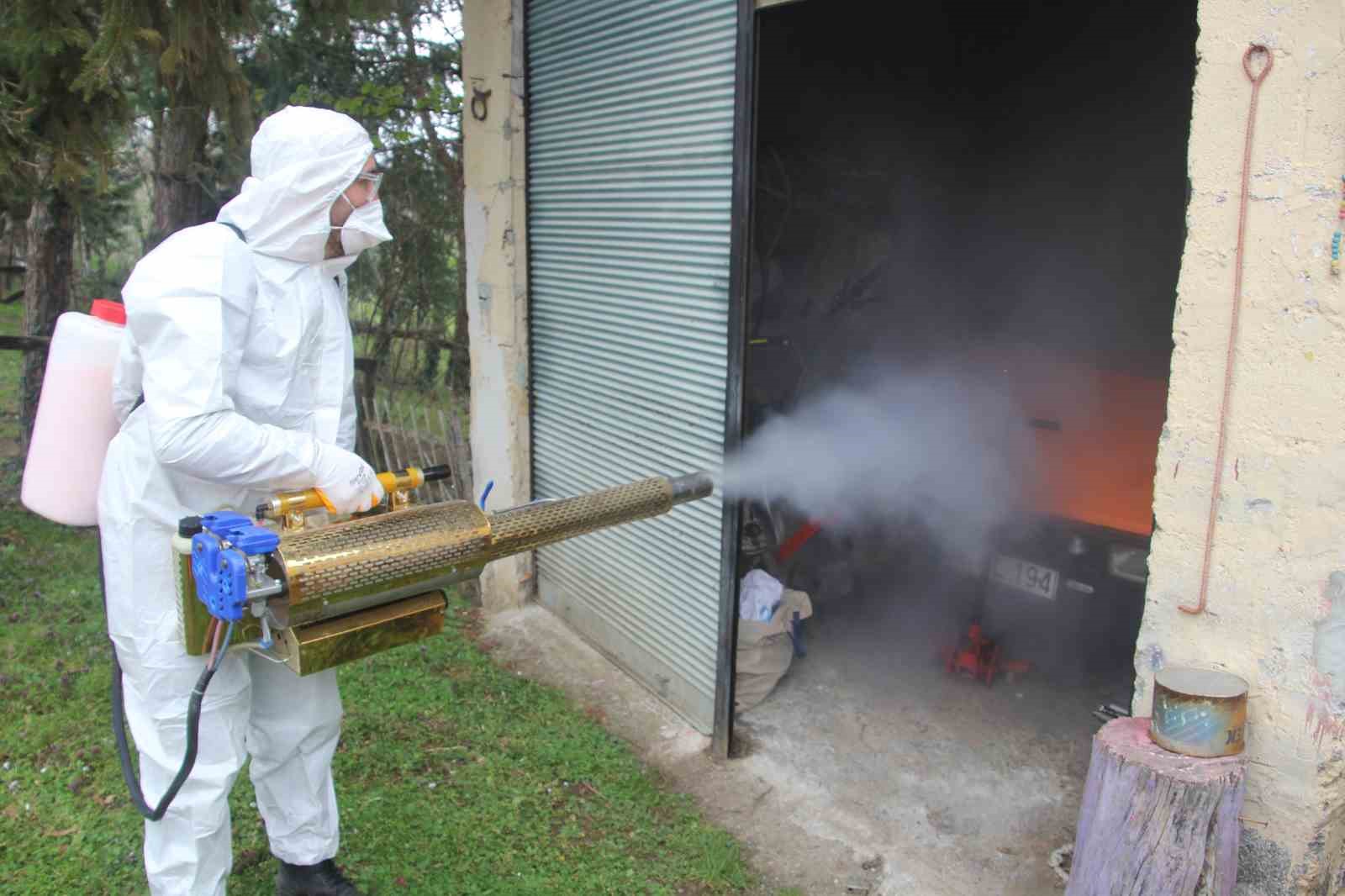 Ordu’da kahverengi kokarca ile kışlak mücadelesi: 330 bin noktadan 190 bini ilaçlandı
Ordu’da kahverengi kokarca ile kışlak mücadelesi: 330 bin noktadan 190 bini ilaçlandı