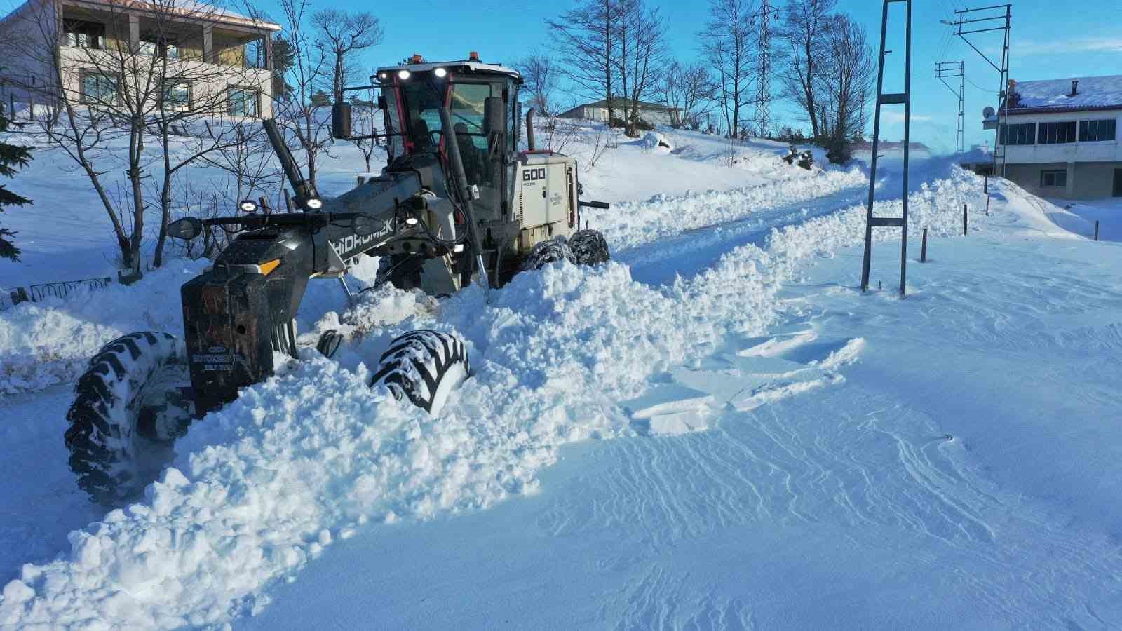 Ordu’da karla mücadele: 3 günde toplam 18 bin km yol ulaşıma açıldı
