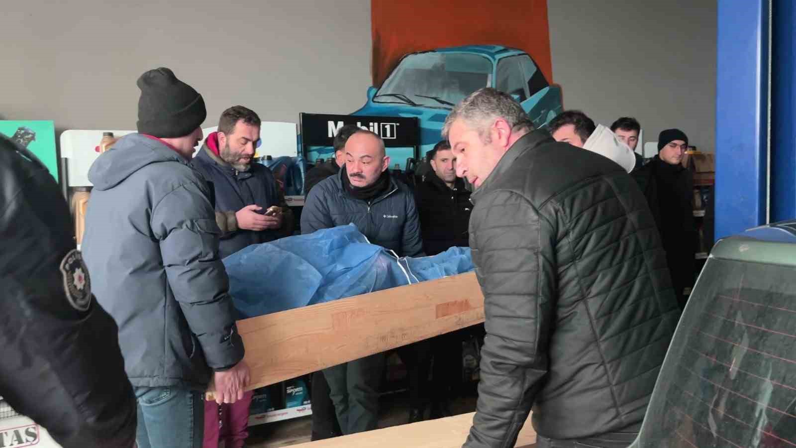 Ordu’da oto bakım servisinde 2 genç ölü bulundu
