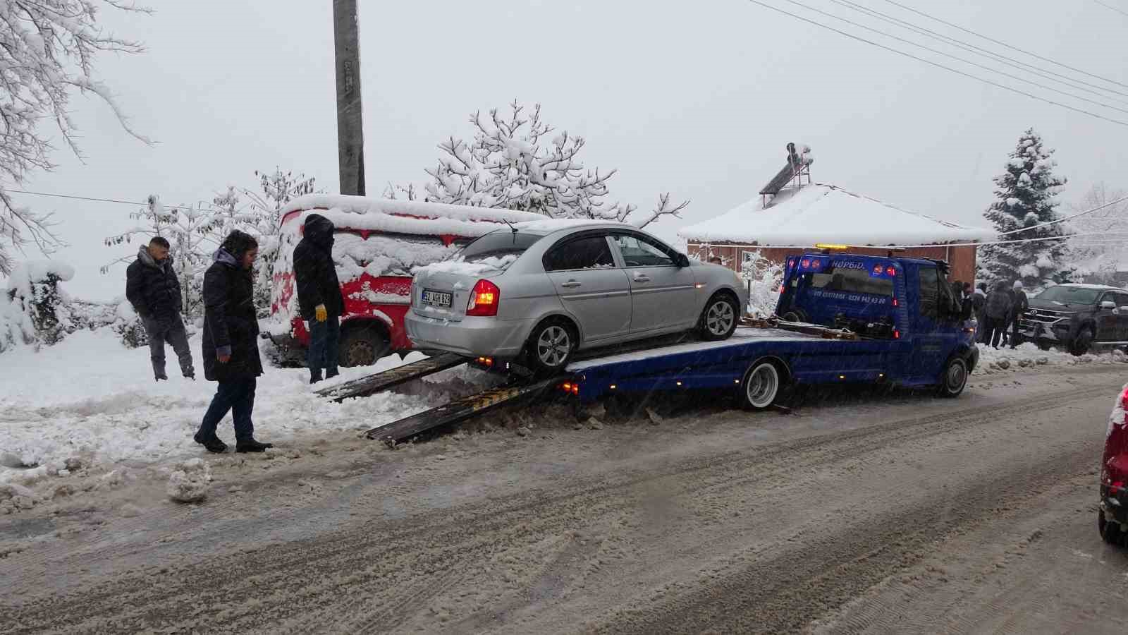 Ordu’da yeni yılın ilk kar yağışı etkili oldu
