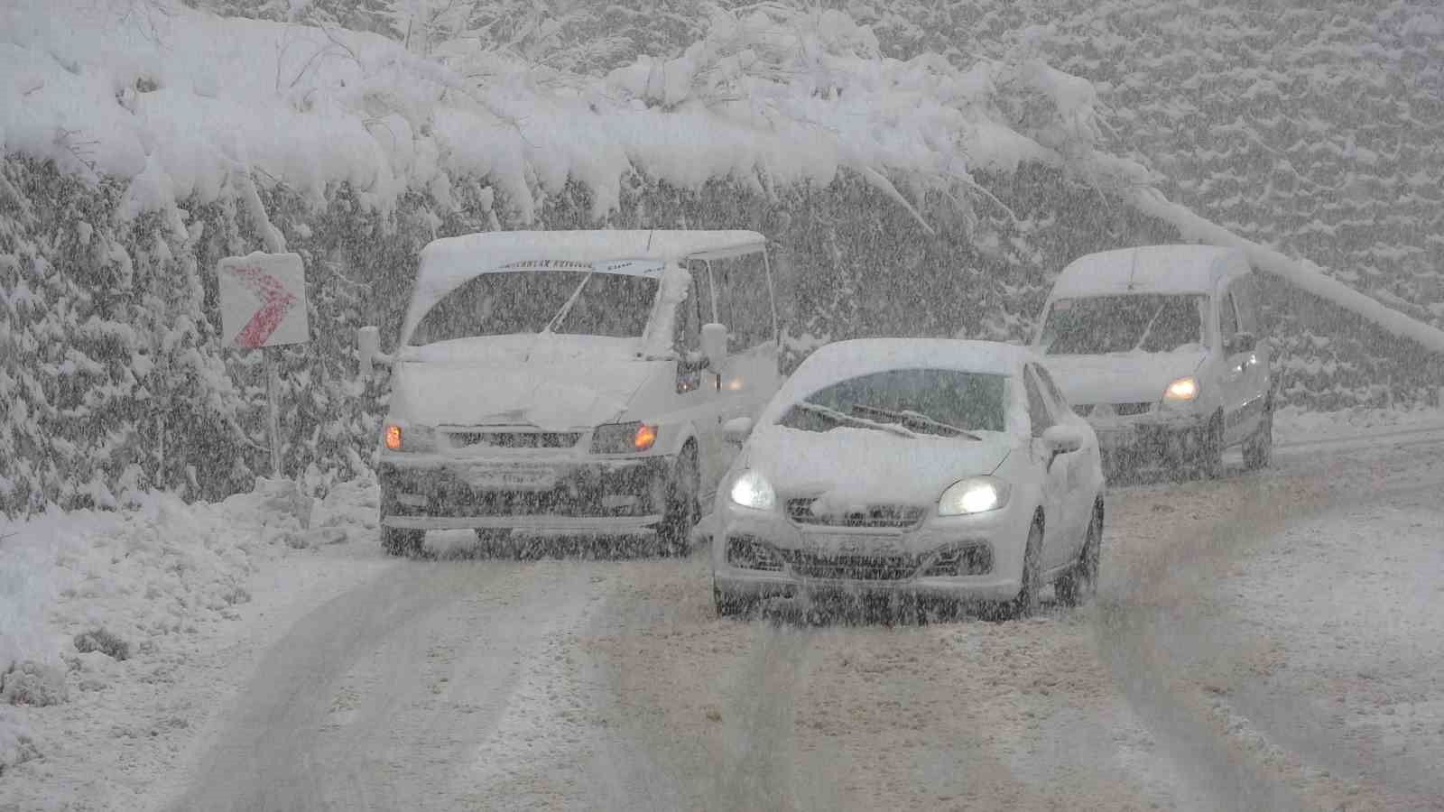 Ordu’da yeni yılın ilk kar yağışı etkili oldu
