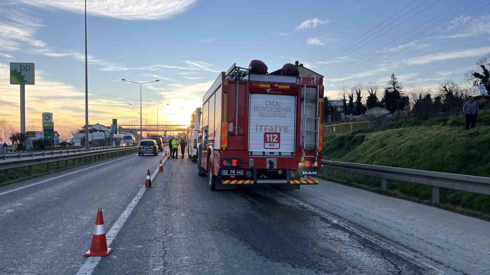 Ordu’da yolcu otobüsü ile tır çarpıştı: 4 yaralı
