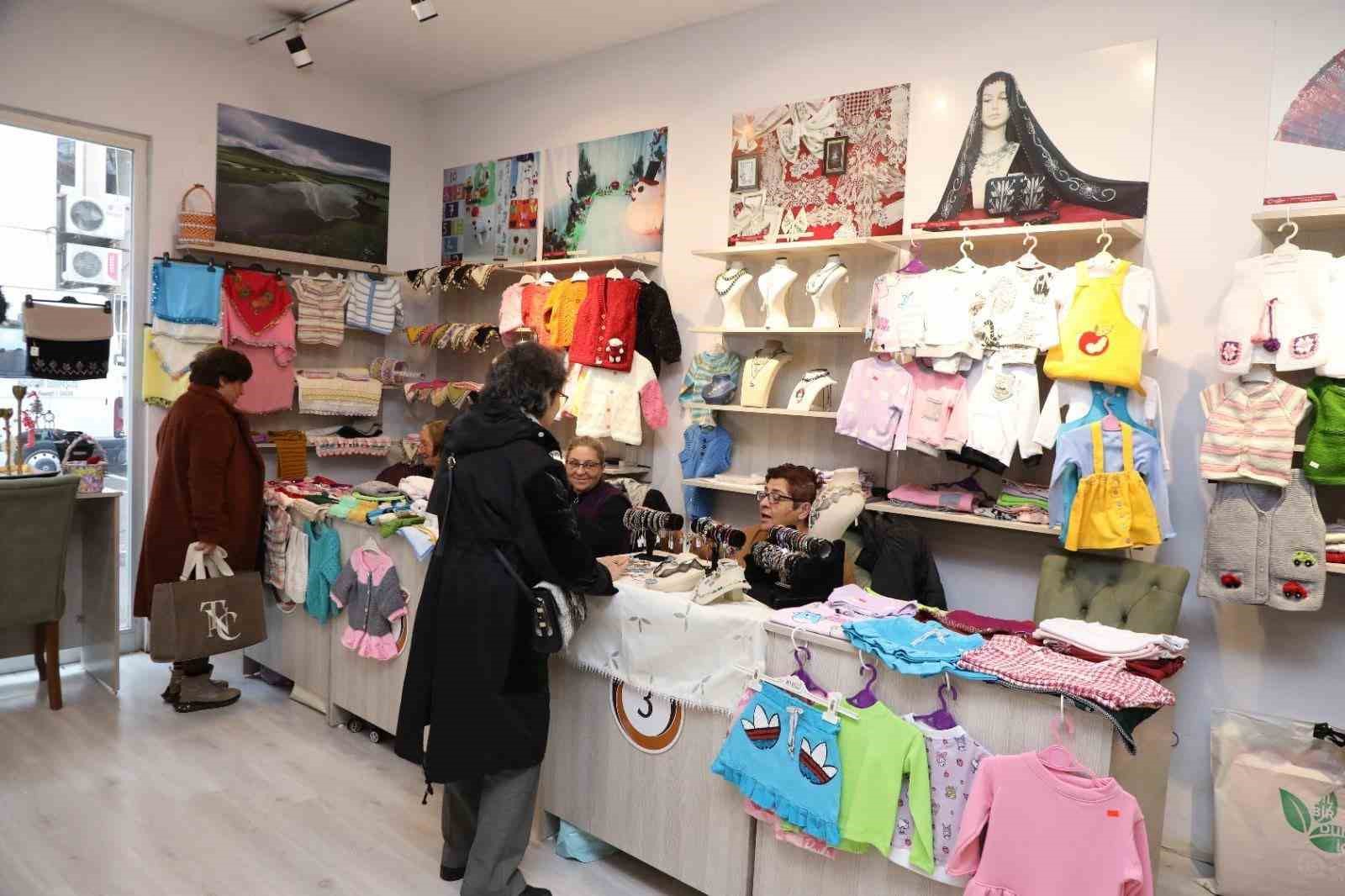 Ordulu kadınlar, el emeği çarşıları ile güçleniyor
Ordulu kadınlar, el emeği çarşıları ile güçleniyor