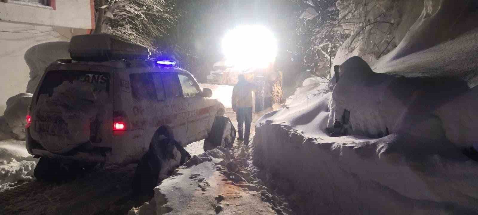 Ordu’nun yükseklerinde kar kalınlığı 2 metreye ulaştı
