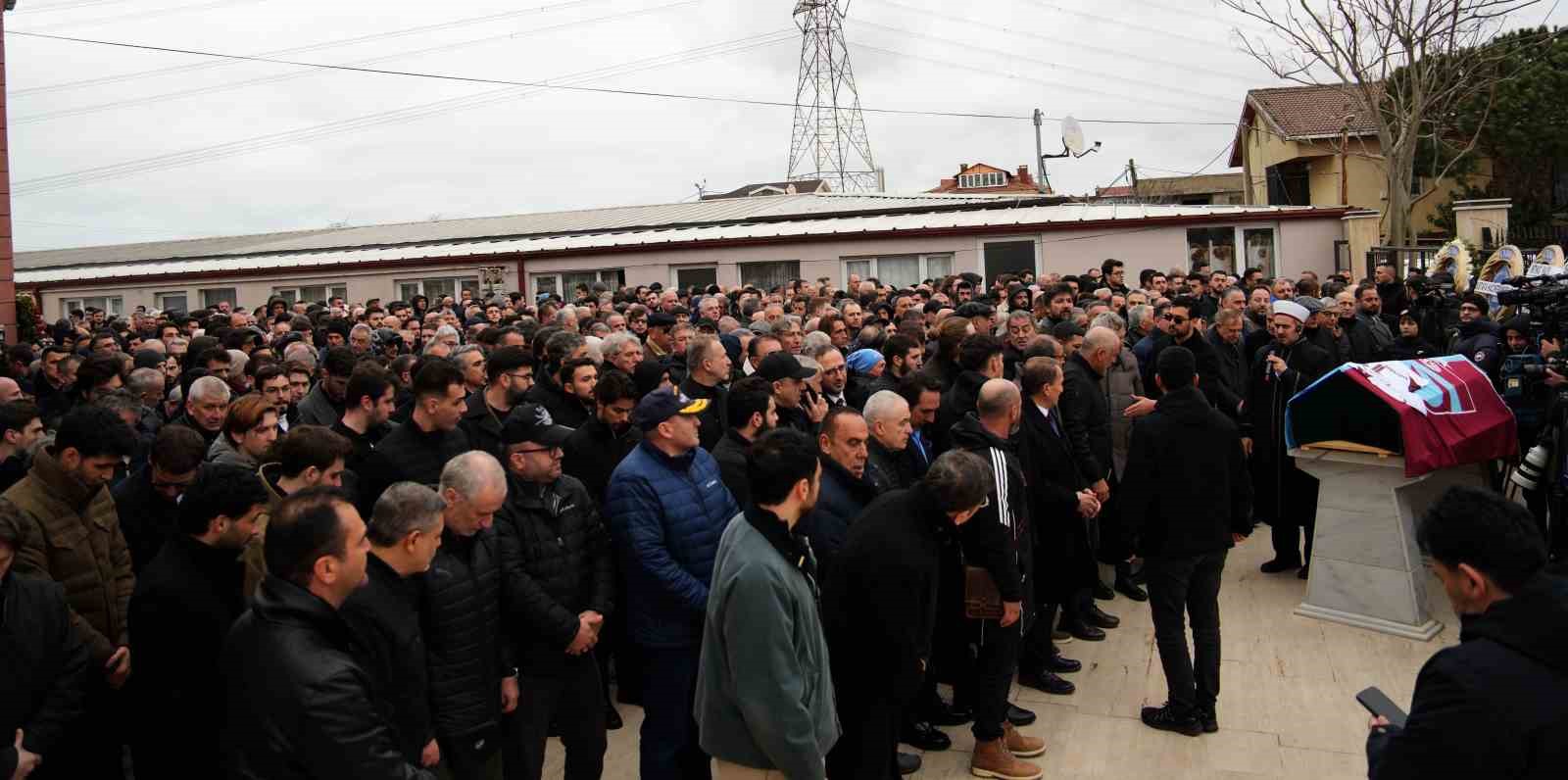 Orhan Kaynak son yolculuğuna uğurlandı
