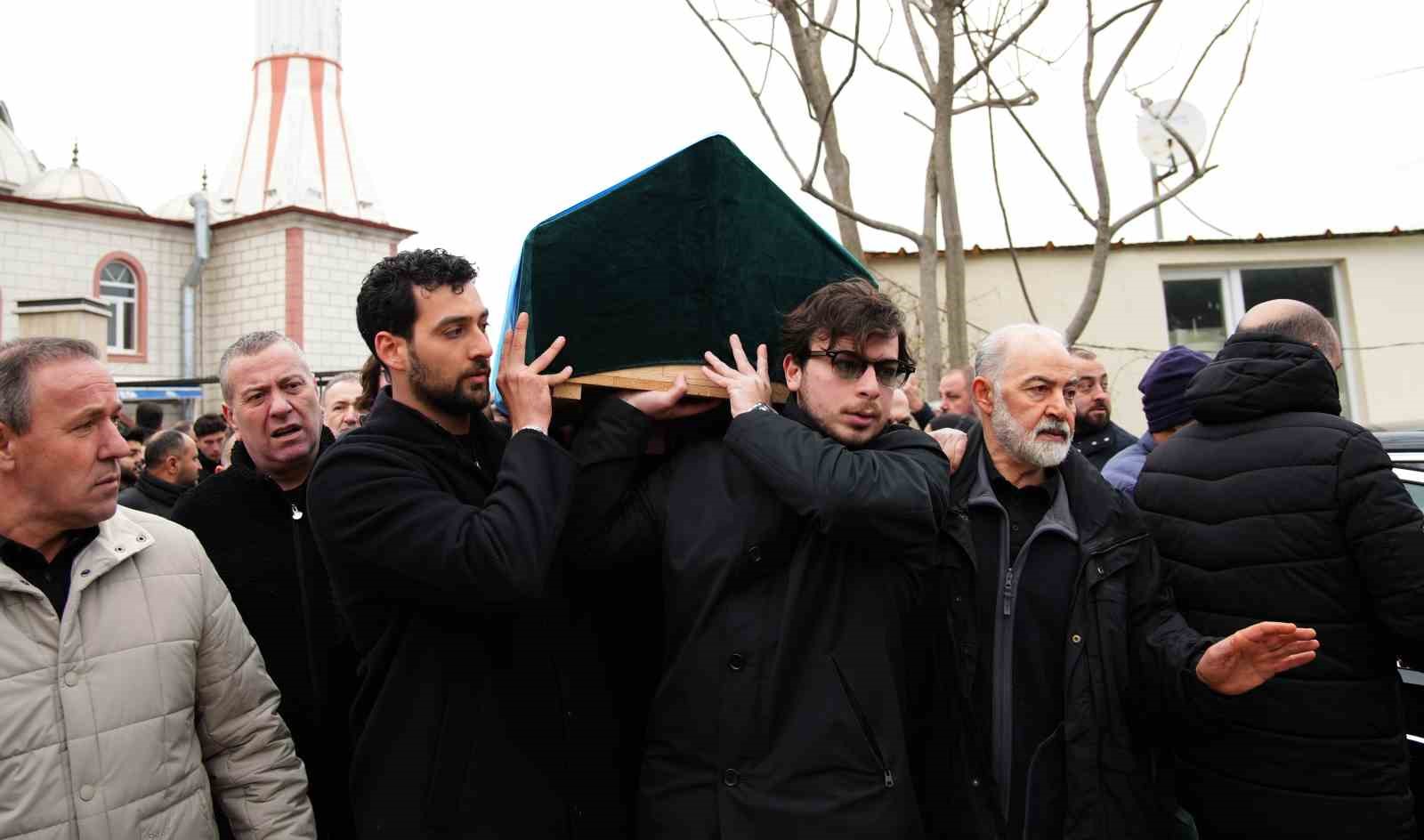 Orhan Kaynak son yolculuğuna uğurlandı
