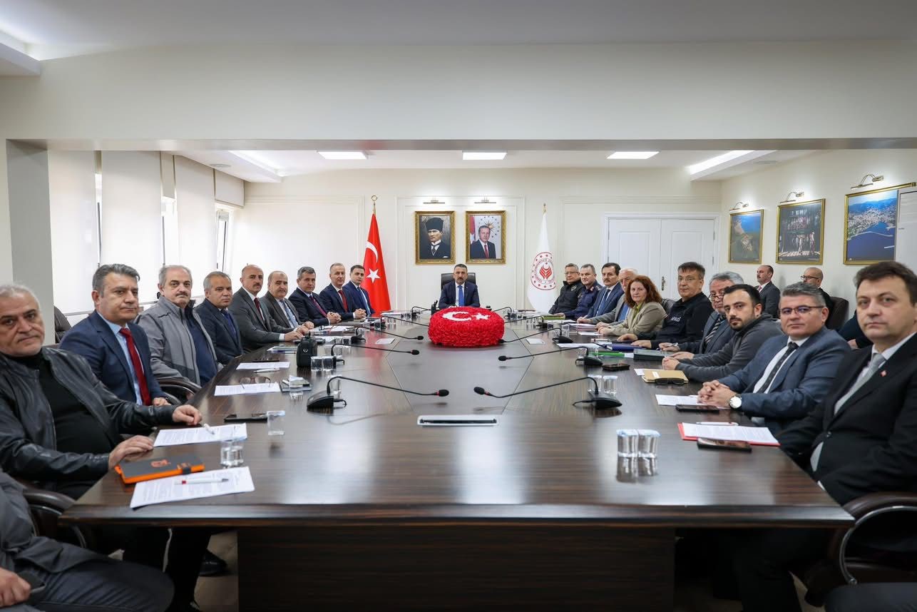 Orman yangınlarına karşı tedbirler görüşüldü
