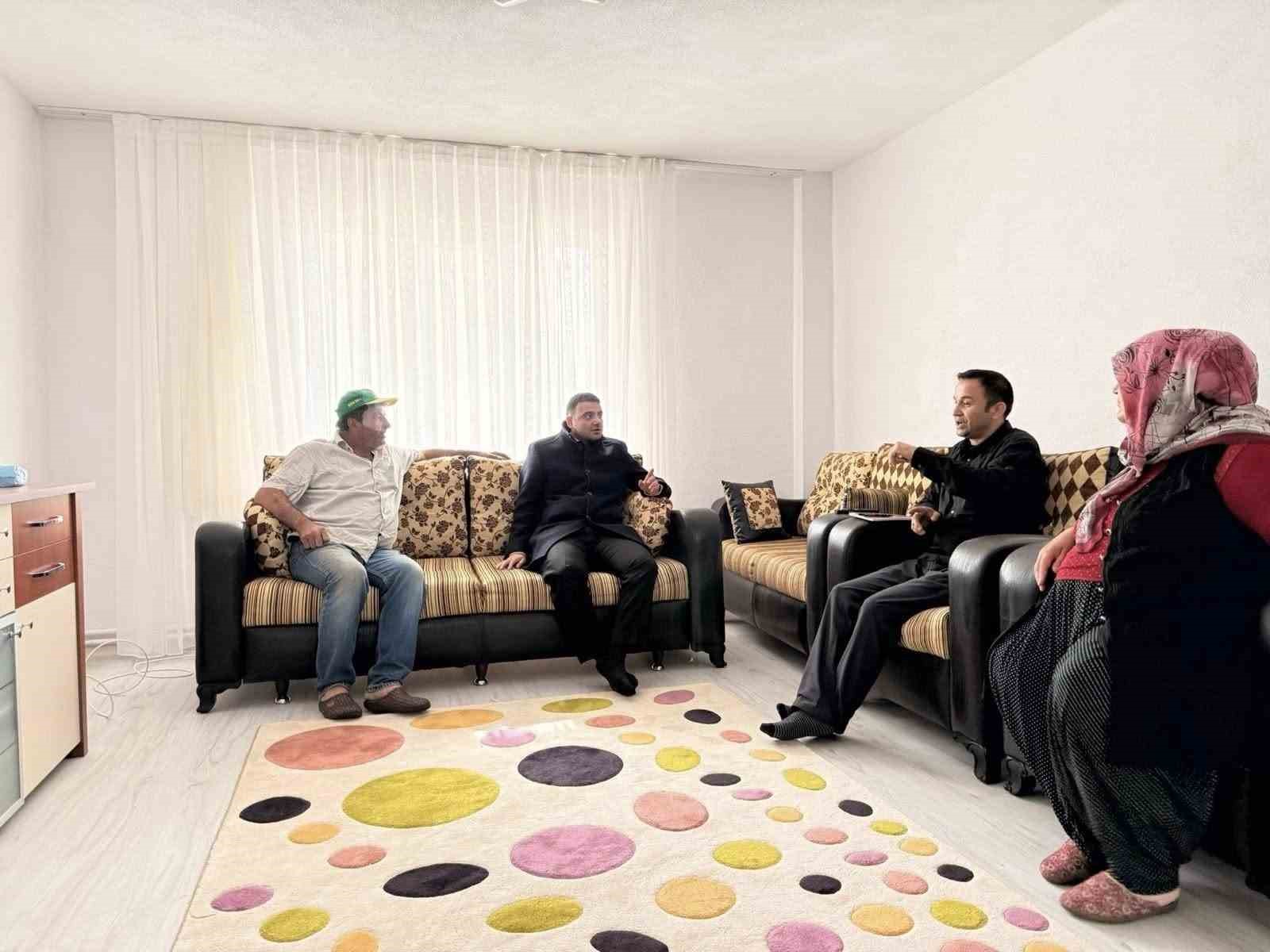 Orman yangınlarından etkilenen vatandaşların geçici barınma alanları incelendi
