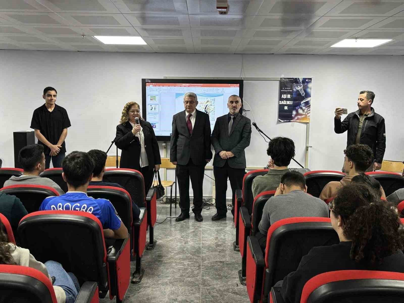 Ortaklar Fen Lisesi’nde "Maarifin Kalbinde Ramazan" iftarı
Ortaklar Fen Lisesi’nde "Maarifin Kalbinde Ramazan" iftarı