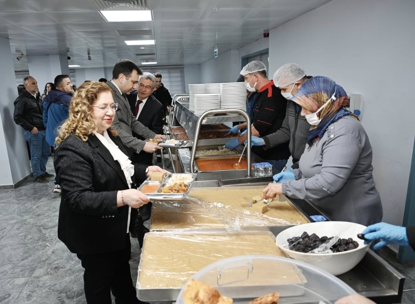 Ortaklar Fen Lisesi’nde "Maarifin Kalbinde Ramazan" iftarı
Ortaklar Fen Lisesi’nde "Maarifin Kalbinde Ramazan" iftarı