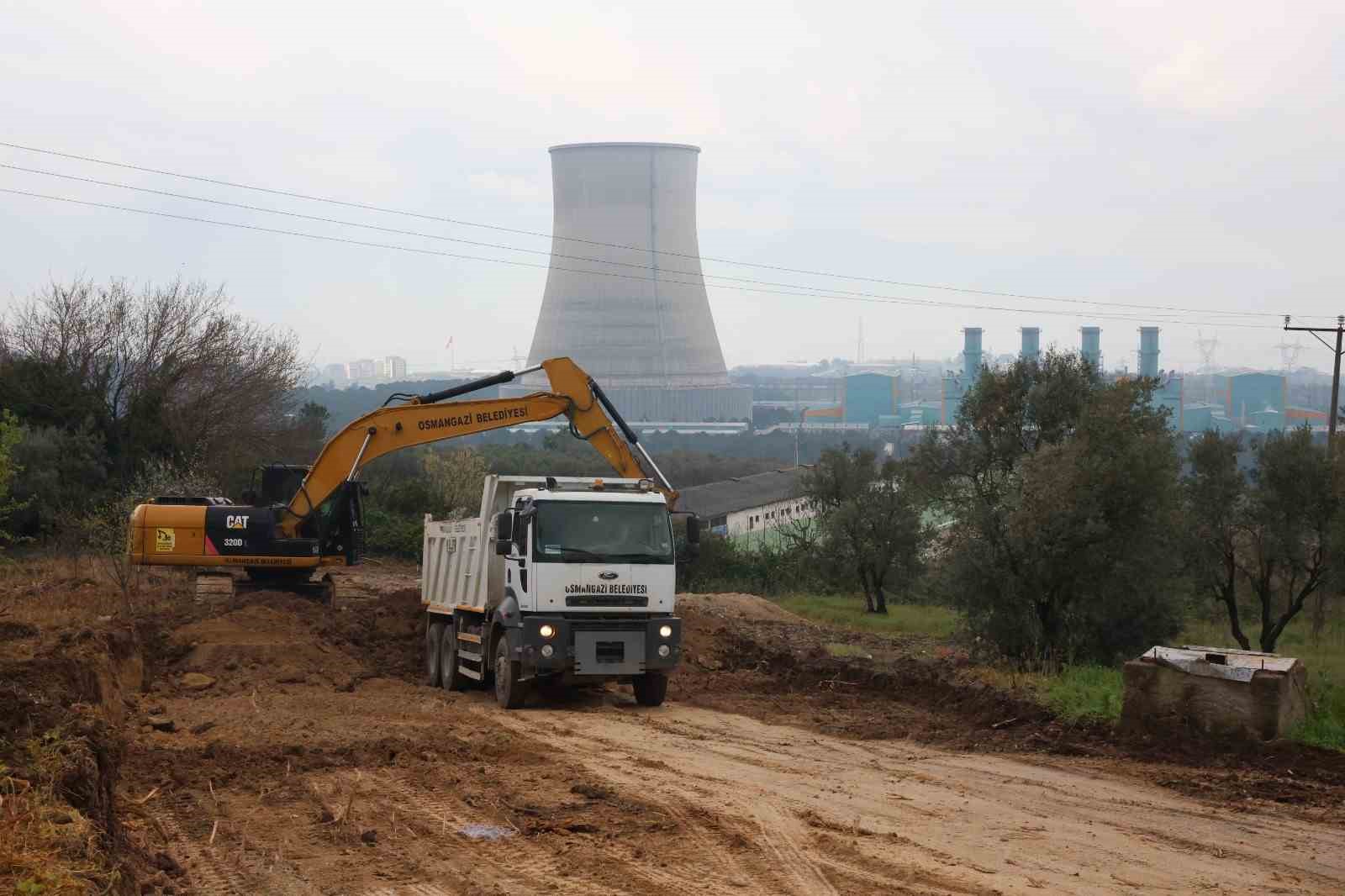 Osmangazi Belediyesi Karabalçık’ta 455 metrelik yeni yol açıyor
