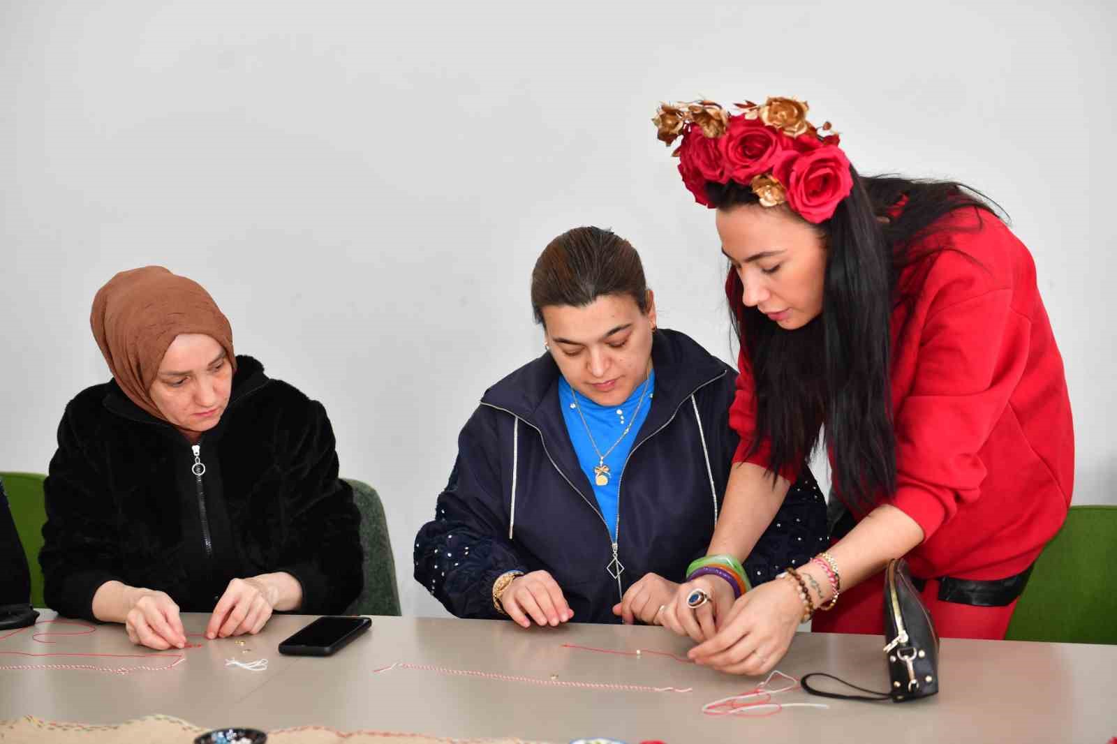 Osmangazi Belediyesi’nden baharı müjdeleyen atölye
