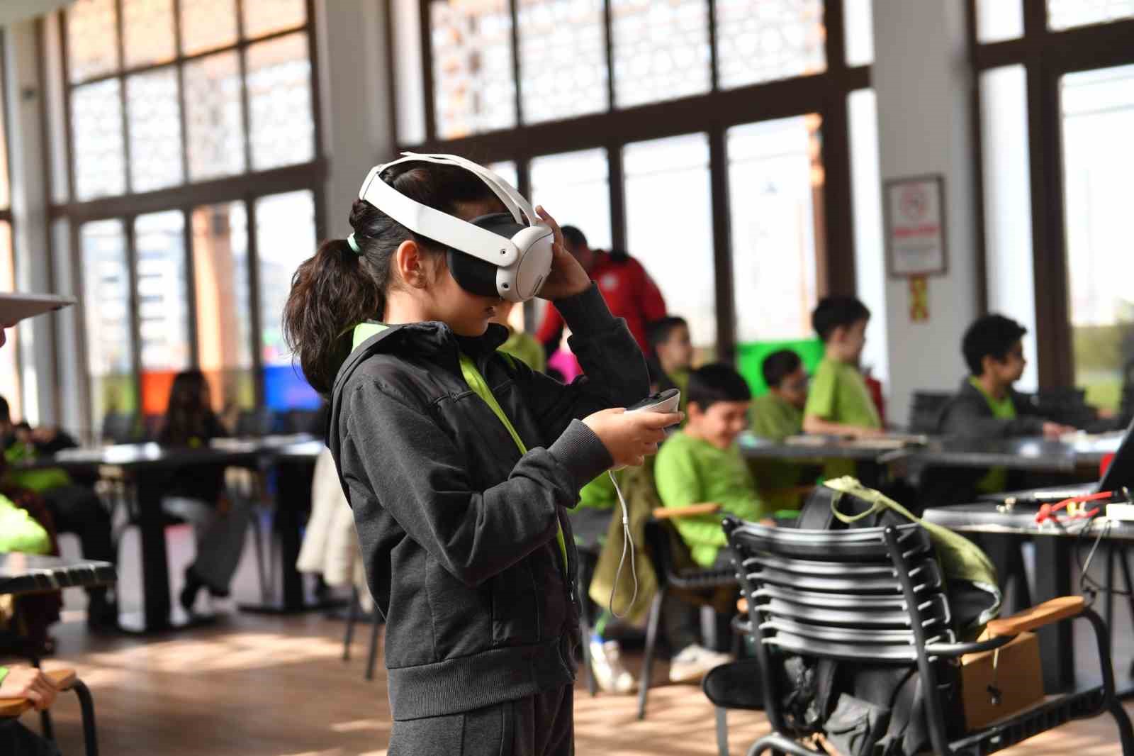 Osmangazi Belediyesi’nden çocuklara afet farkındalık eğitimi
Osmangazi Belediyesi’nden çocuklara afet farkındalık eğitimi