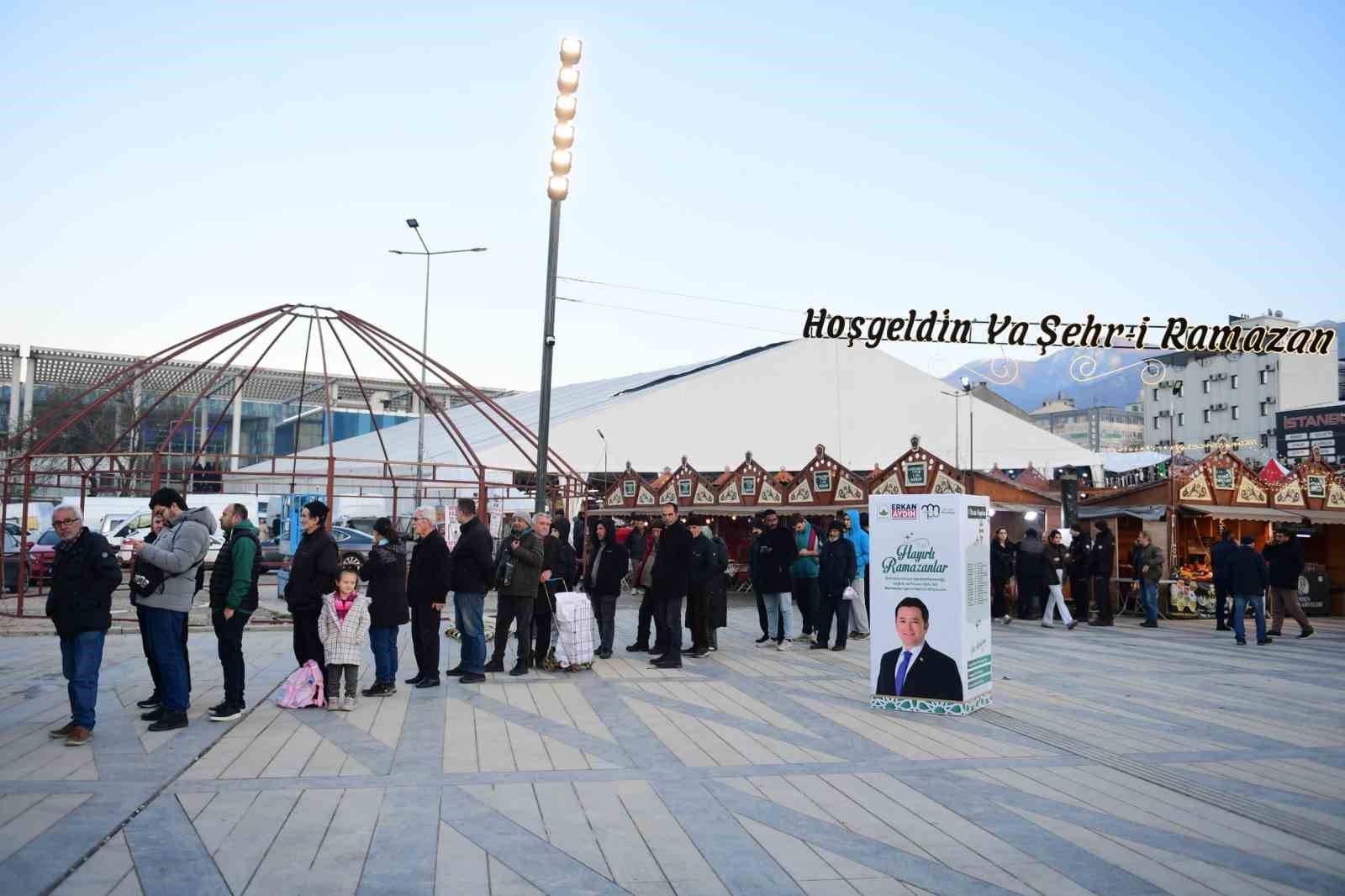 Osmangazi Belediyesi’nden kardeşlik sofrası
