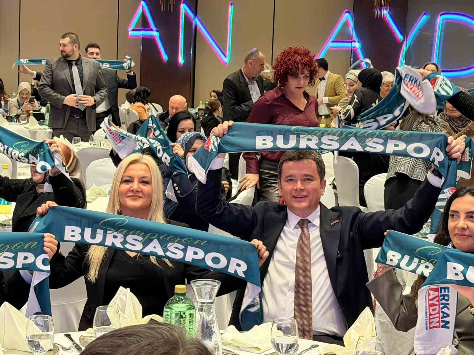 Osmangazi Kardeşler Buluşması’nın ikincisi Üsküp’te gerçekleşti
Osmangazi Kardeşler Buluşması’nın ikincisi Üsküp’te gerçekleşti