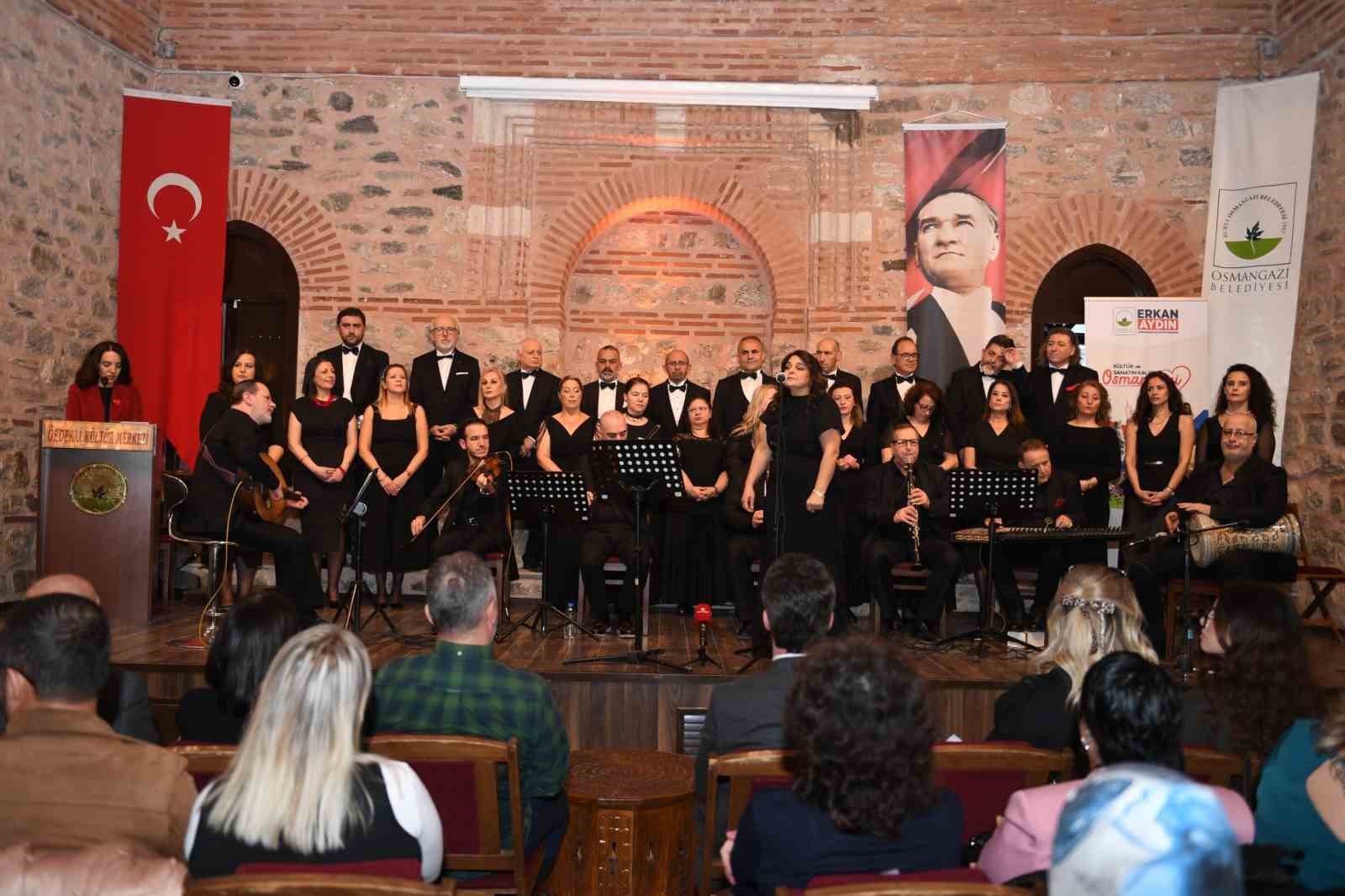 Osmangazi’de 14 Şubat ezgileri yükseldi
Osmangazi’de 14 Şubat ezgileri yükseldi