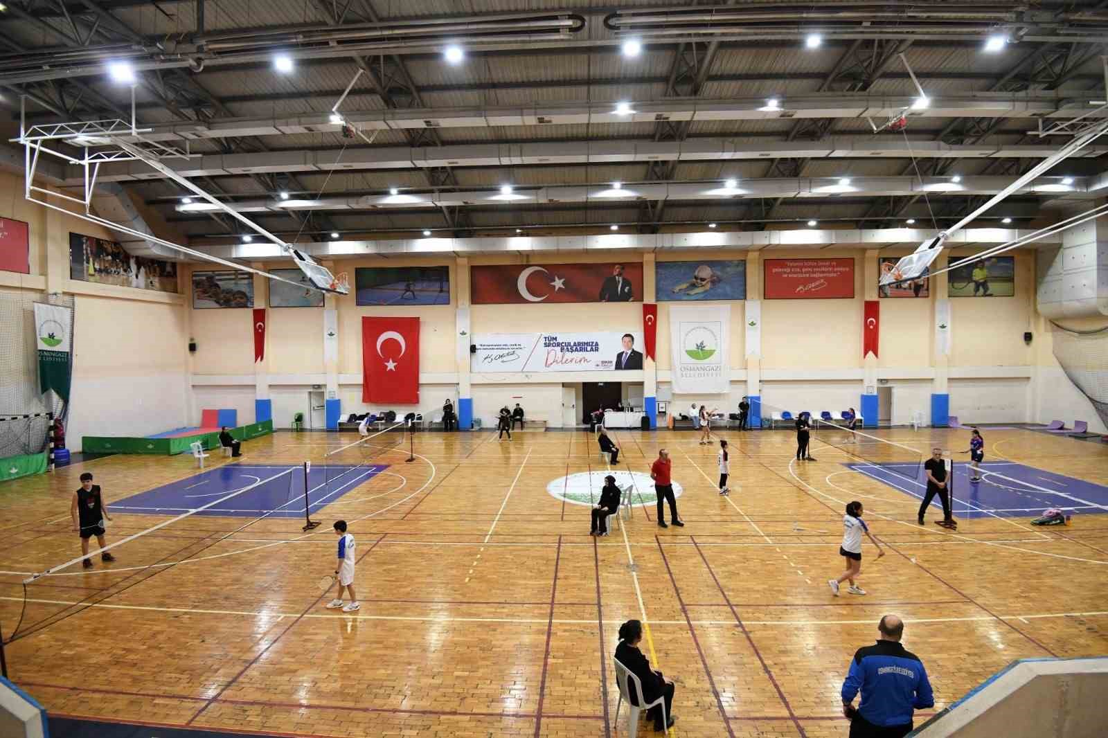 Osmangazi’de badminton heyecanı zirveye taştı
