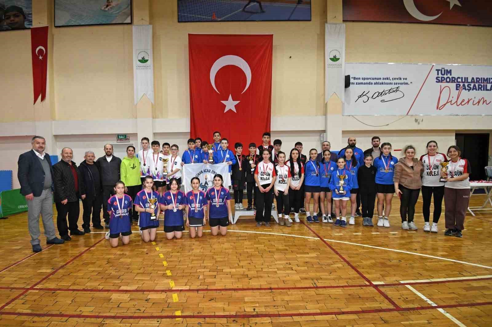 Osmangazi’de badminton heyecanı zirveye taştı
