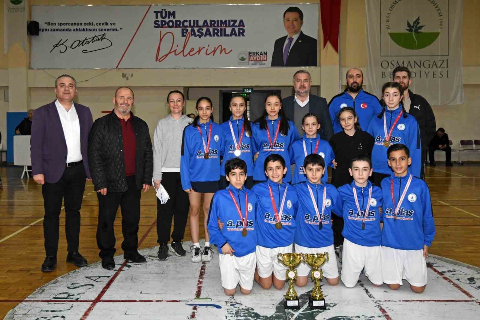 Osmangazi’de badminton heyecanı zirveye taştı
