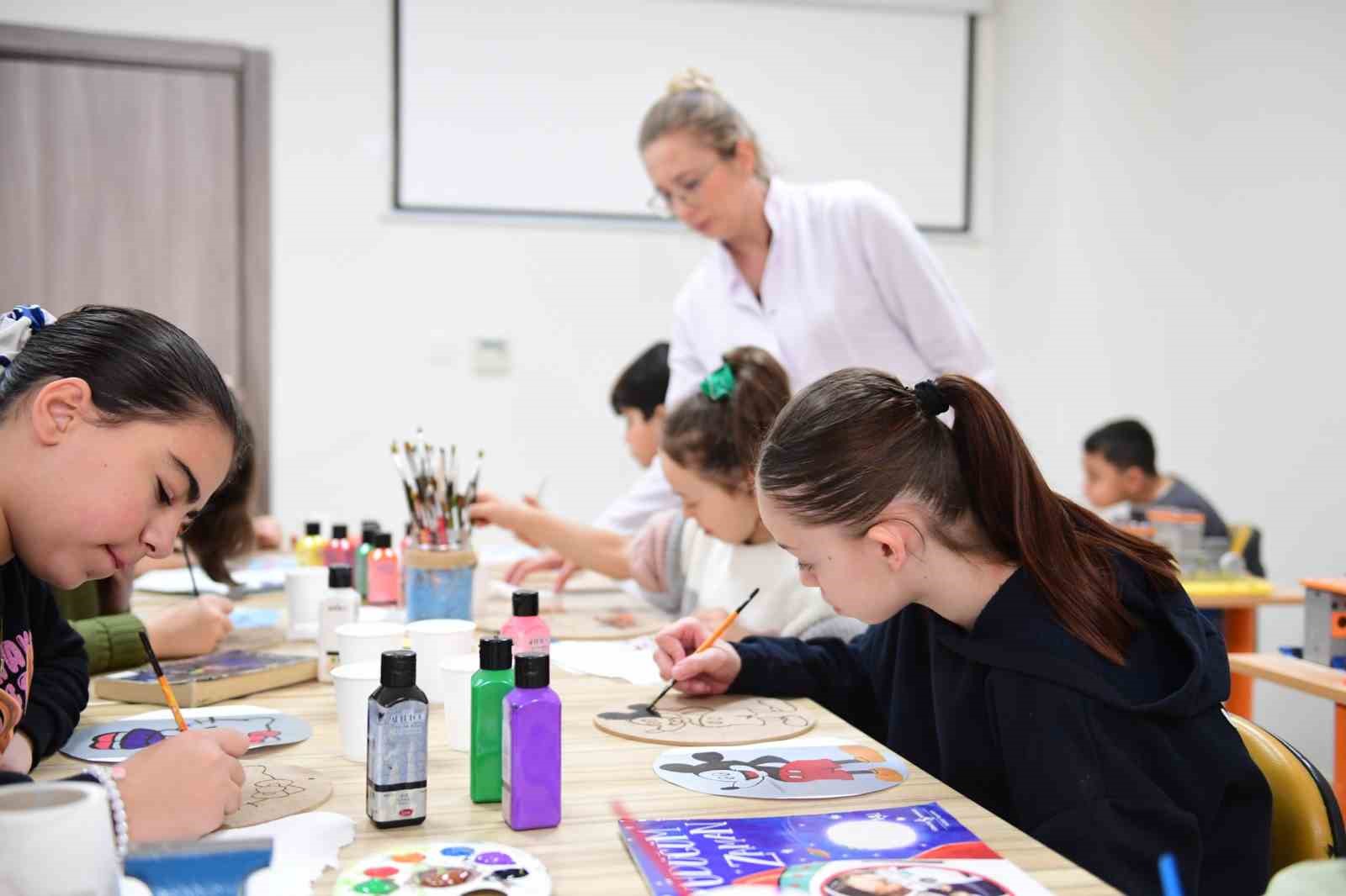 Osmangazi’de çocuklar kitaplardan ilham alarak üretiyor
