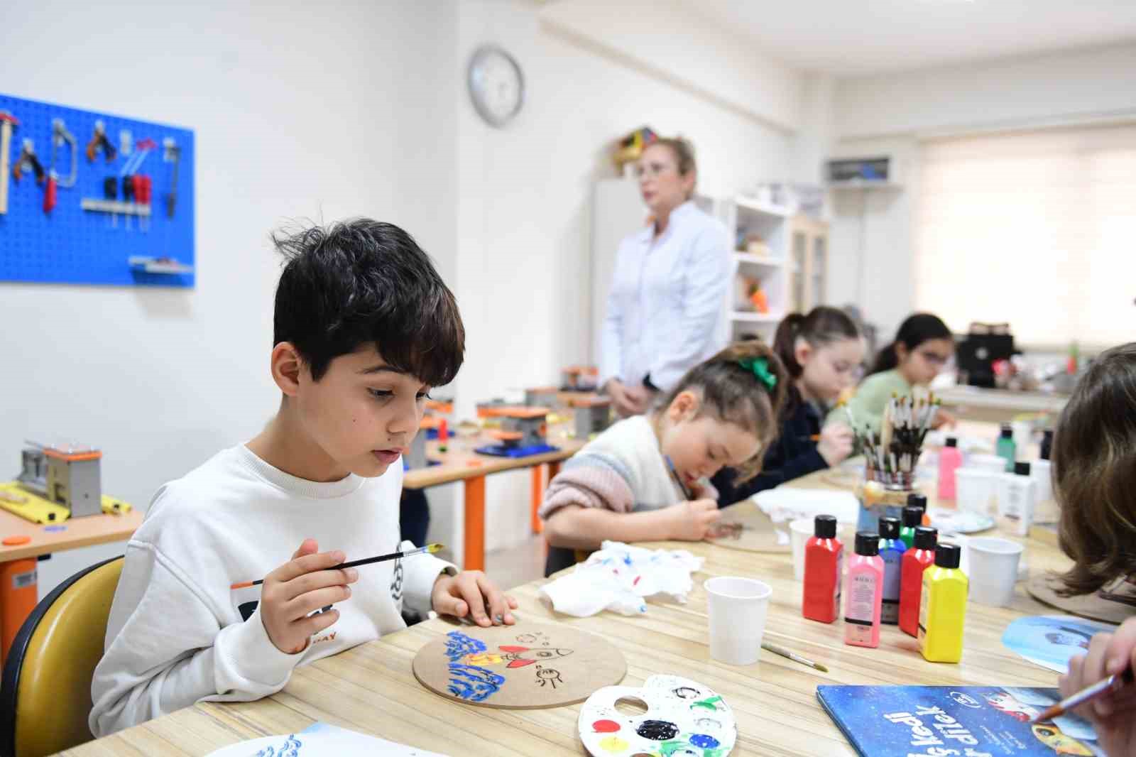 Osmangazi’de çocuklar kitaplardan ilham alarak üretiyor
