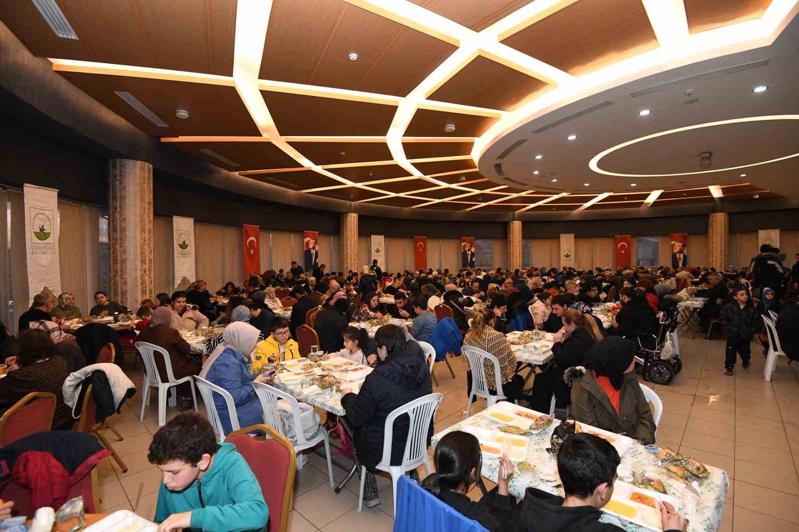 Osmangazi’de dayanışmanın adresi Demirtaş oldu
