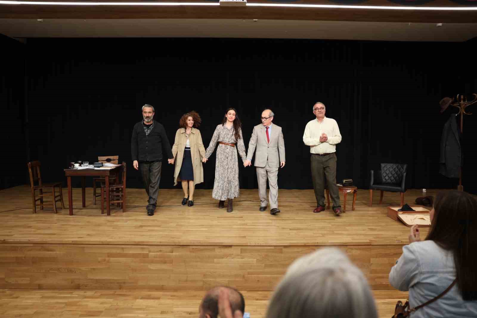 Osmangazi’de Dünya Tiyatro Günü, Orhan Kemal’in hayatıyla taçlandı
