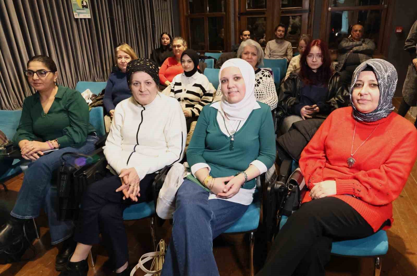 Osmangazi’de girişimci adaylarına altın değerinde tavsiyeler
Osmangazi’de girişimci adaylarına altın değerinde tavsiyeler