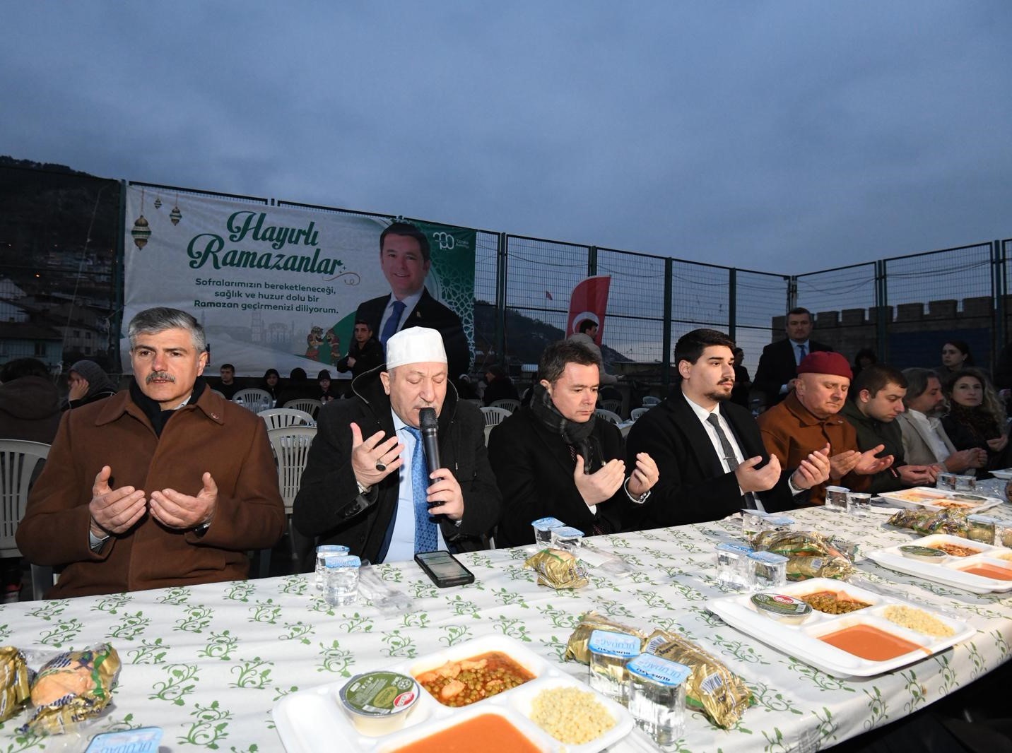 Osmangazi’de gönül sofraları büyüyor
