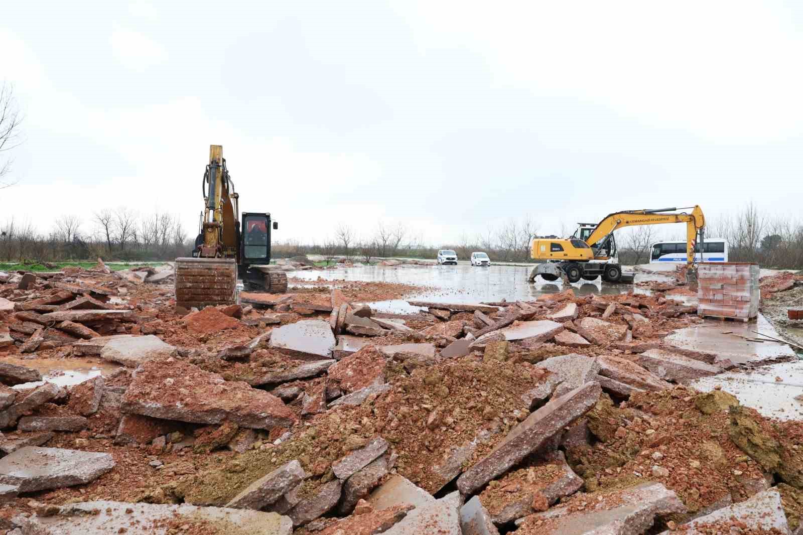 Osmangazi’de tarım arazilerini tahrip edenlere anında müdahale

