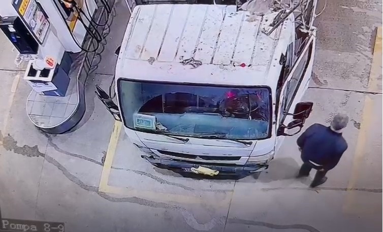 Osmangazi’de tehlikeli atık döken araca ağır ceza
