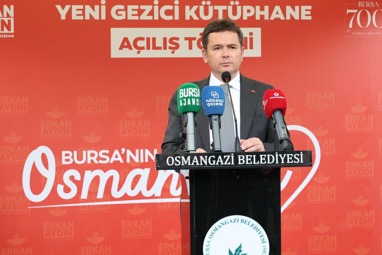 Osmangazi’de ‘Yeni Gezici Kütüphane Yollarda’
