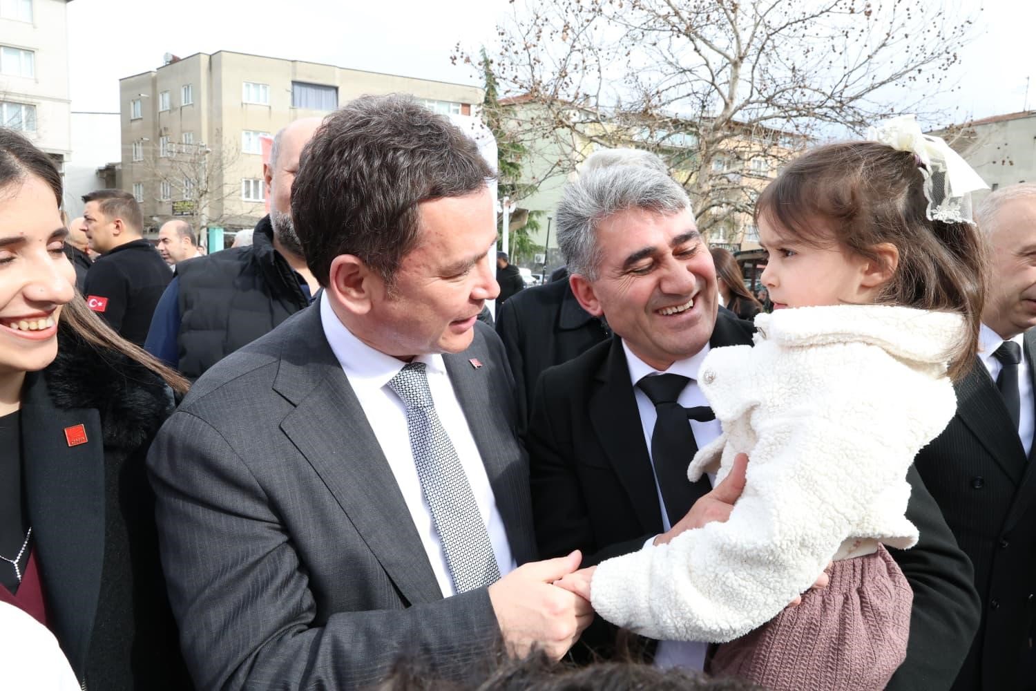 Osmangazi’de ‘Yeni Gezici Kütüphane Yollarda’
