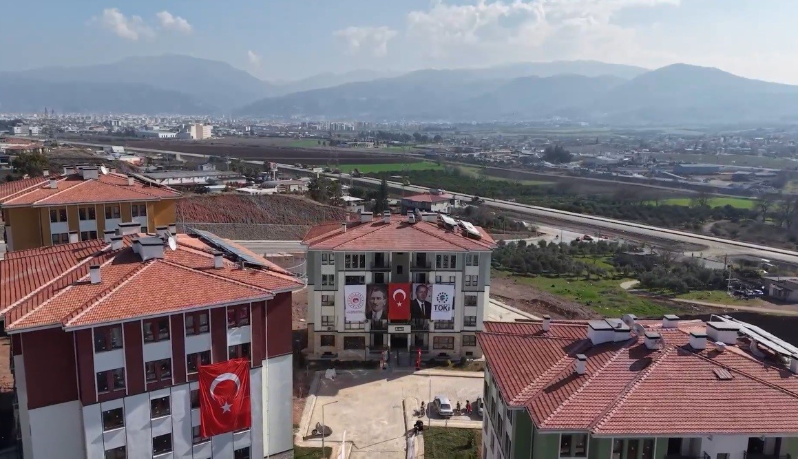 Osmaniye’de 12 bin 557 konut ve iş yeri hak sahiplerine teslim edildi
