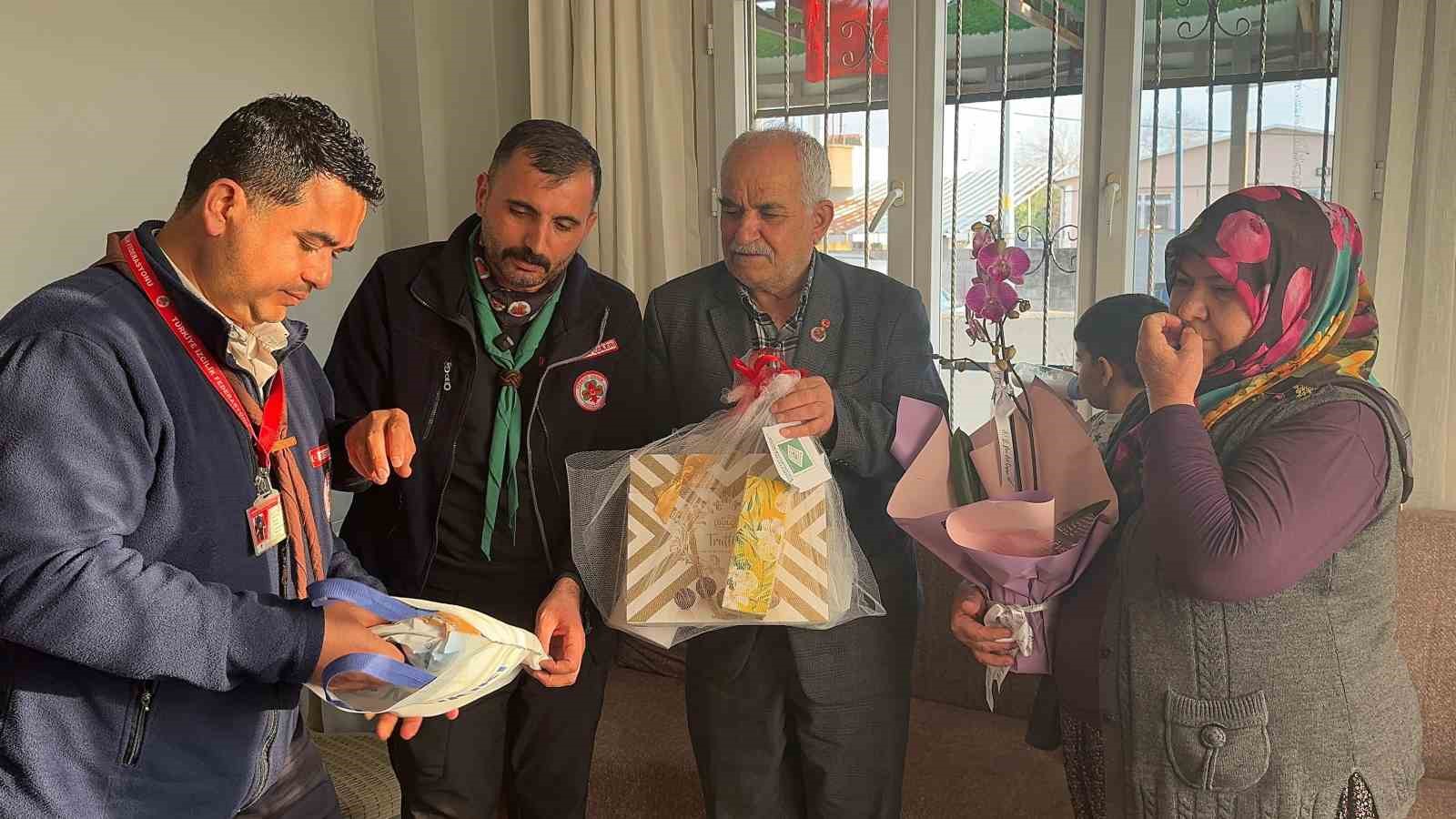 Osmaniye’de 18 Mart dolayısıyla şehit aileleri ziyaret edildi
