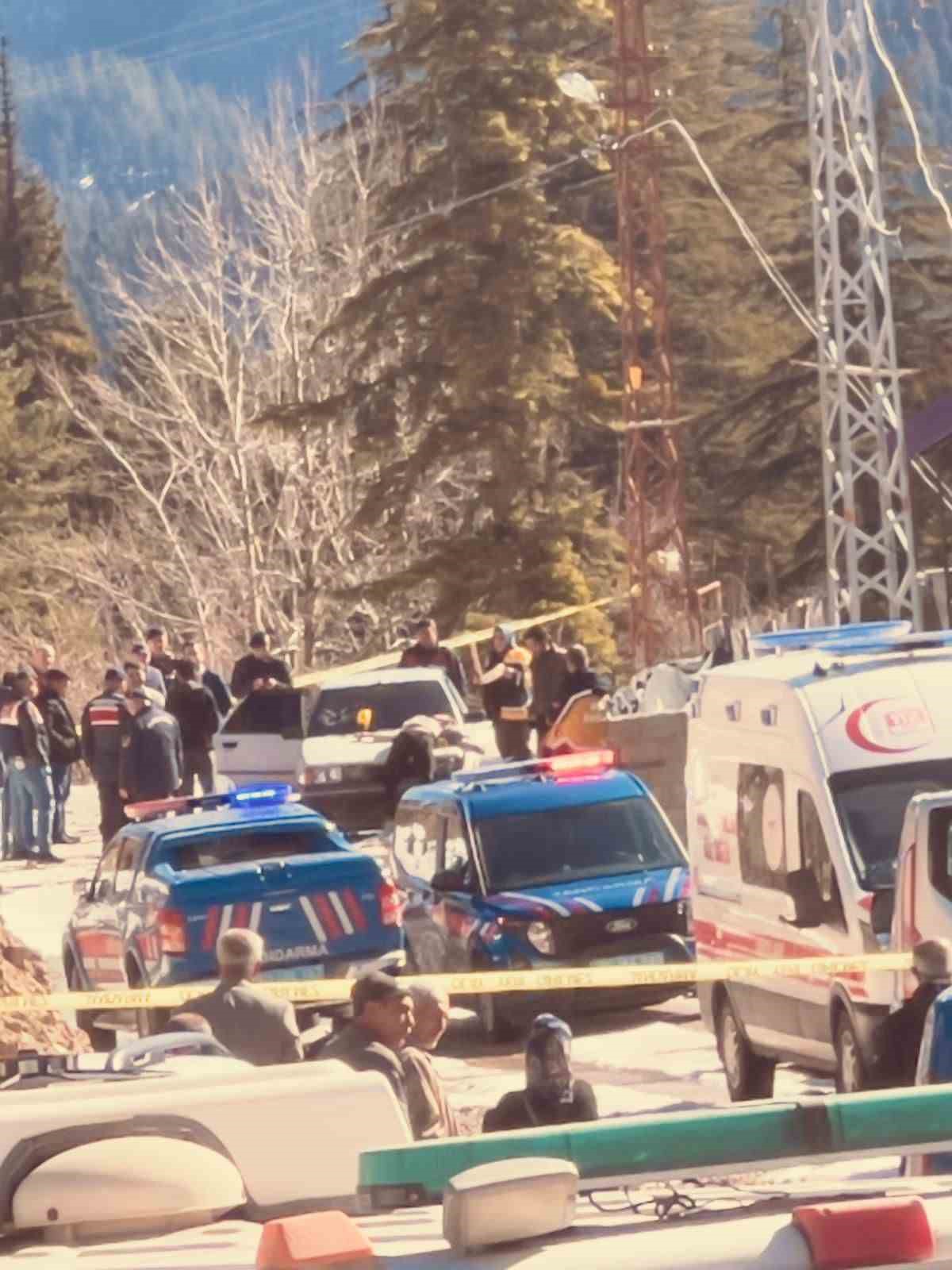 Osmaniye’de 2 genç otomobilde ölü bulundu
