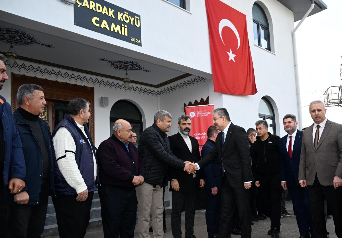 Osmaniye’de depremde yıkılan Çardak Köyü Camii yeniden ibadete açıldı
Osmaniye’de depremde yıkılan Çardak Köyü Camii yeniden ibadete açıldı