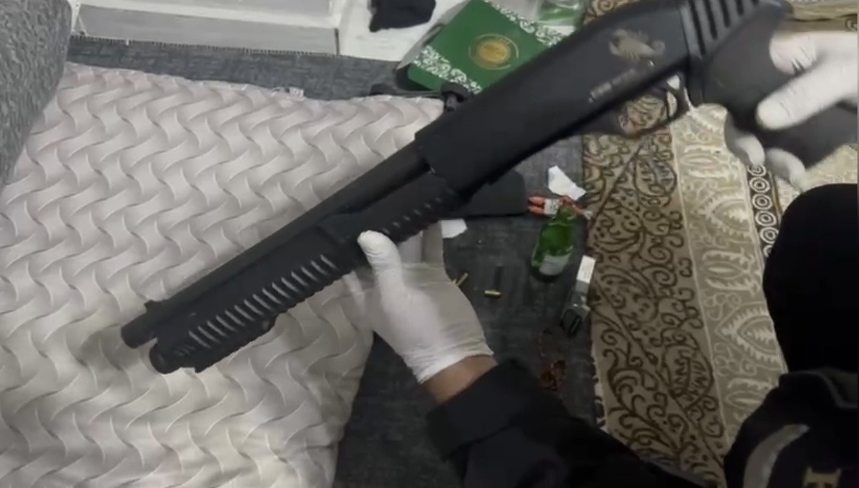 Osmaniye’de tefecilik ve silah ticareti operasyonu: Keman kutusundan otomatik tüfek çıktı
