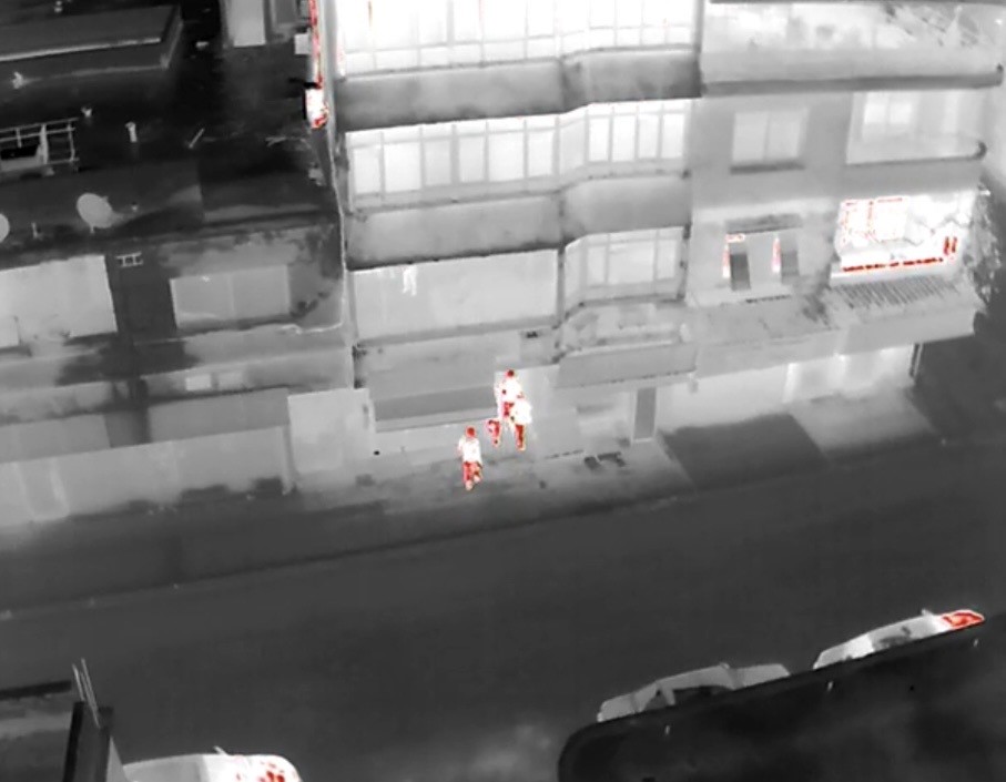 Osmaniye’de tefecilik ve silah ticareti operasyonu: Keman kutusundan otomatik tüfek çıktı
