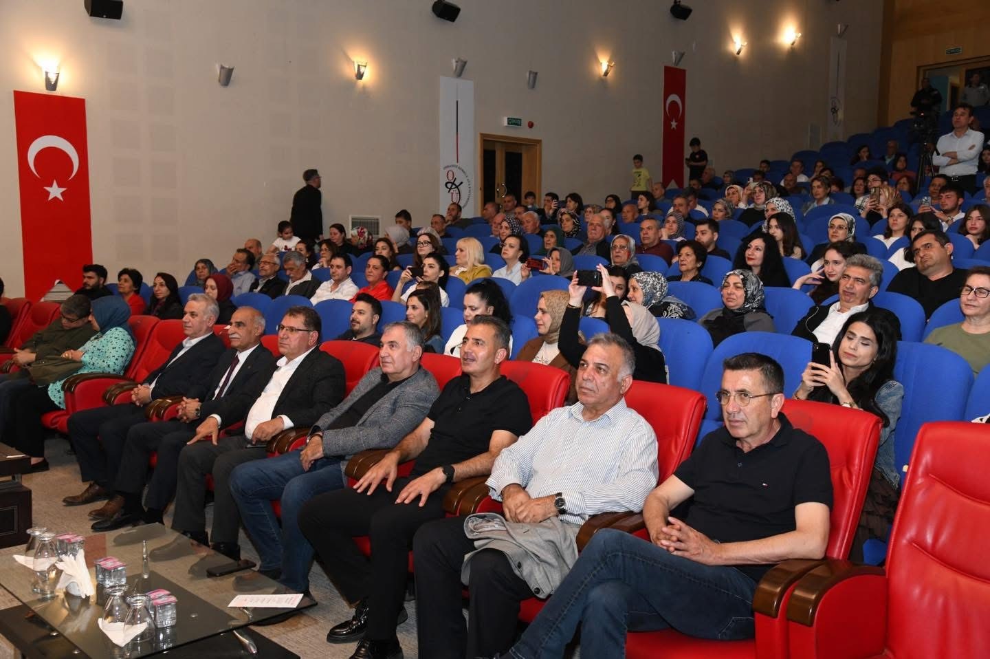 Osmaniye’de Türk halk müziği rüzgarı esti
