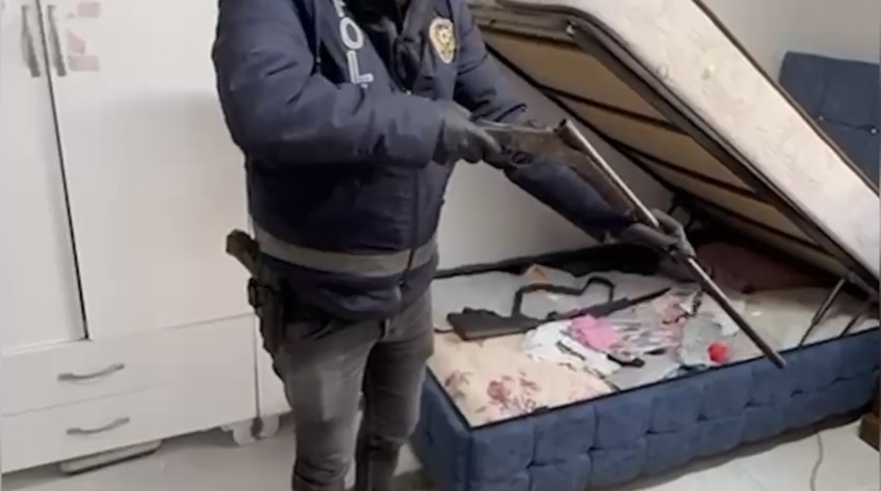 Osmaniye’de uyuşturucu operasyonu: 13 gözaltı, 2 tutuklama
