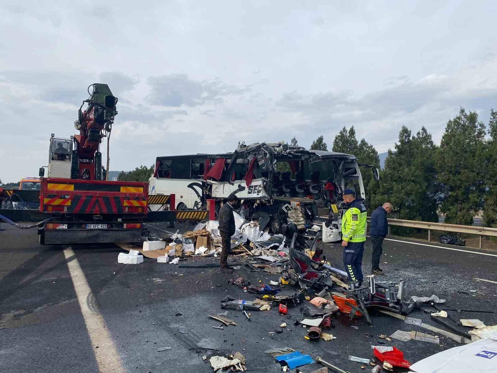 Osmaniye’deki otobüs kazasında ağır yaralanan Ayşegül Bayrak 60 günlük yaşam savaşını kaybetti
