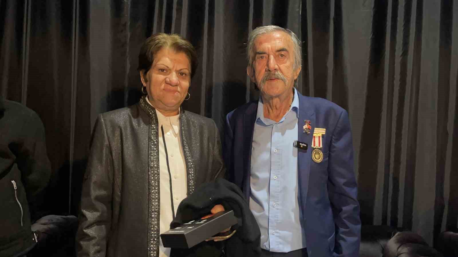 Osmaniyeli depremzedeler evlerine kavuştukları için mutlu
