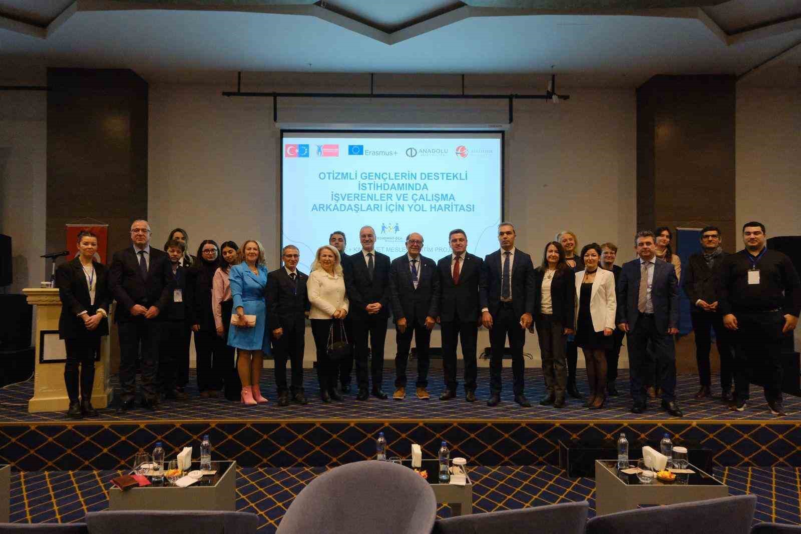 Otizmli gençlerin istihdamı için hazırlanan yol haritası tanıtıldı
