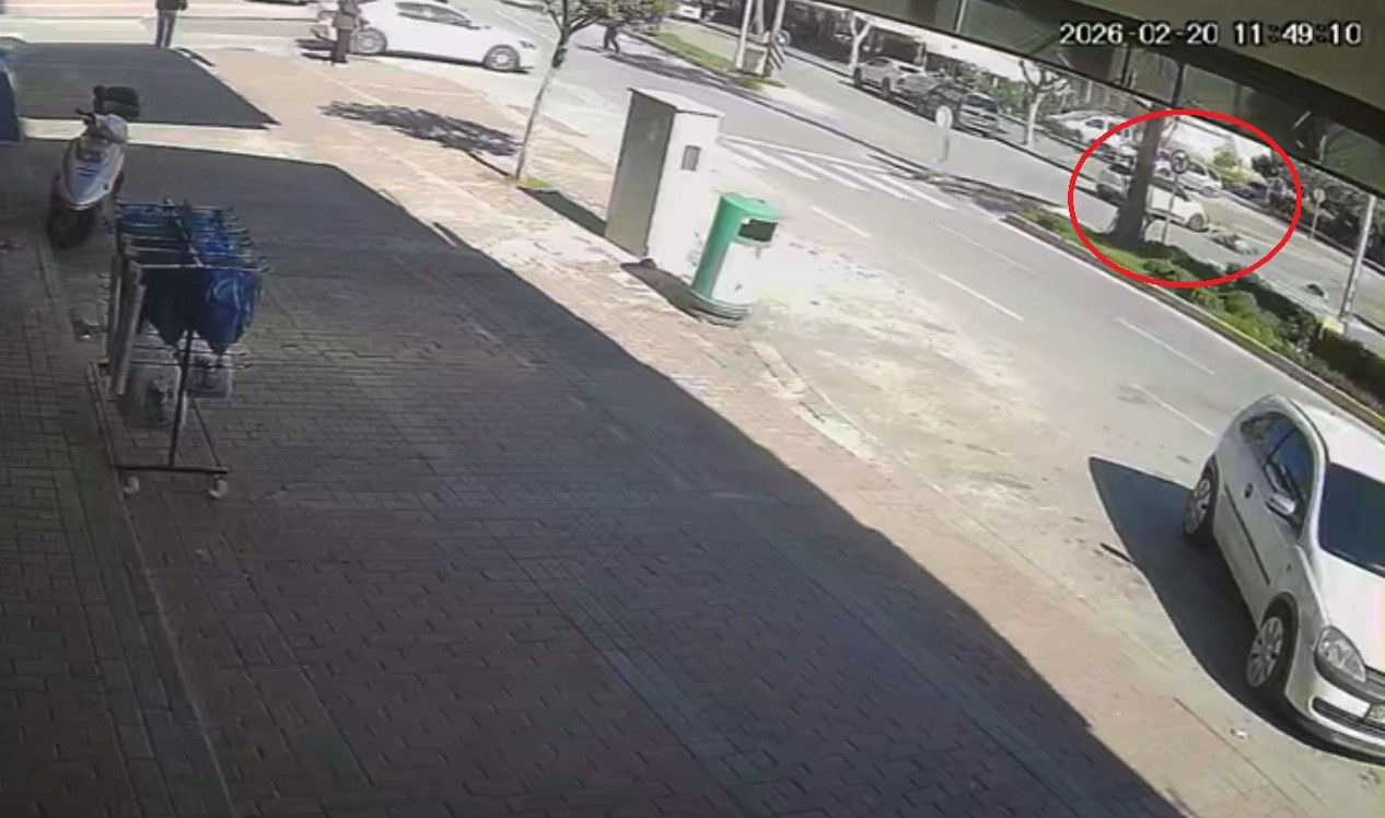 Otomobil ile motosiklet çarpıştı: 1 yaralı
