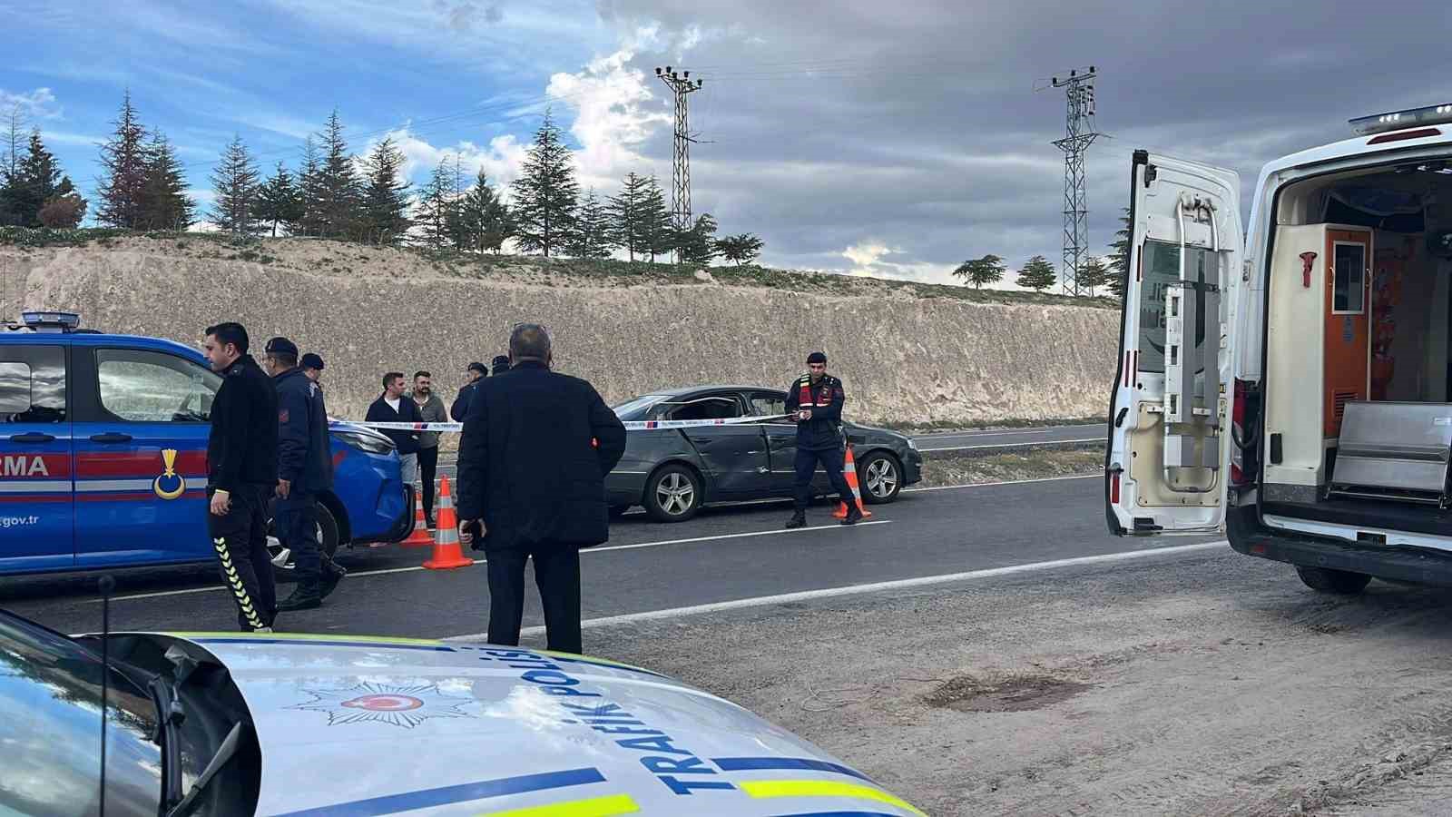 Otomobil ile tır çarpıştı: 2 yaşındaki çocuk hayatını kaybetti
