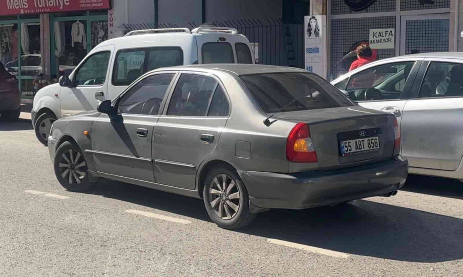 Otomobil motosikletle çarpıştı: 1 yaralı
