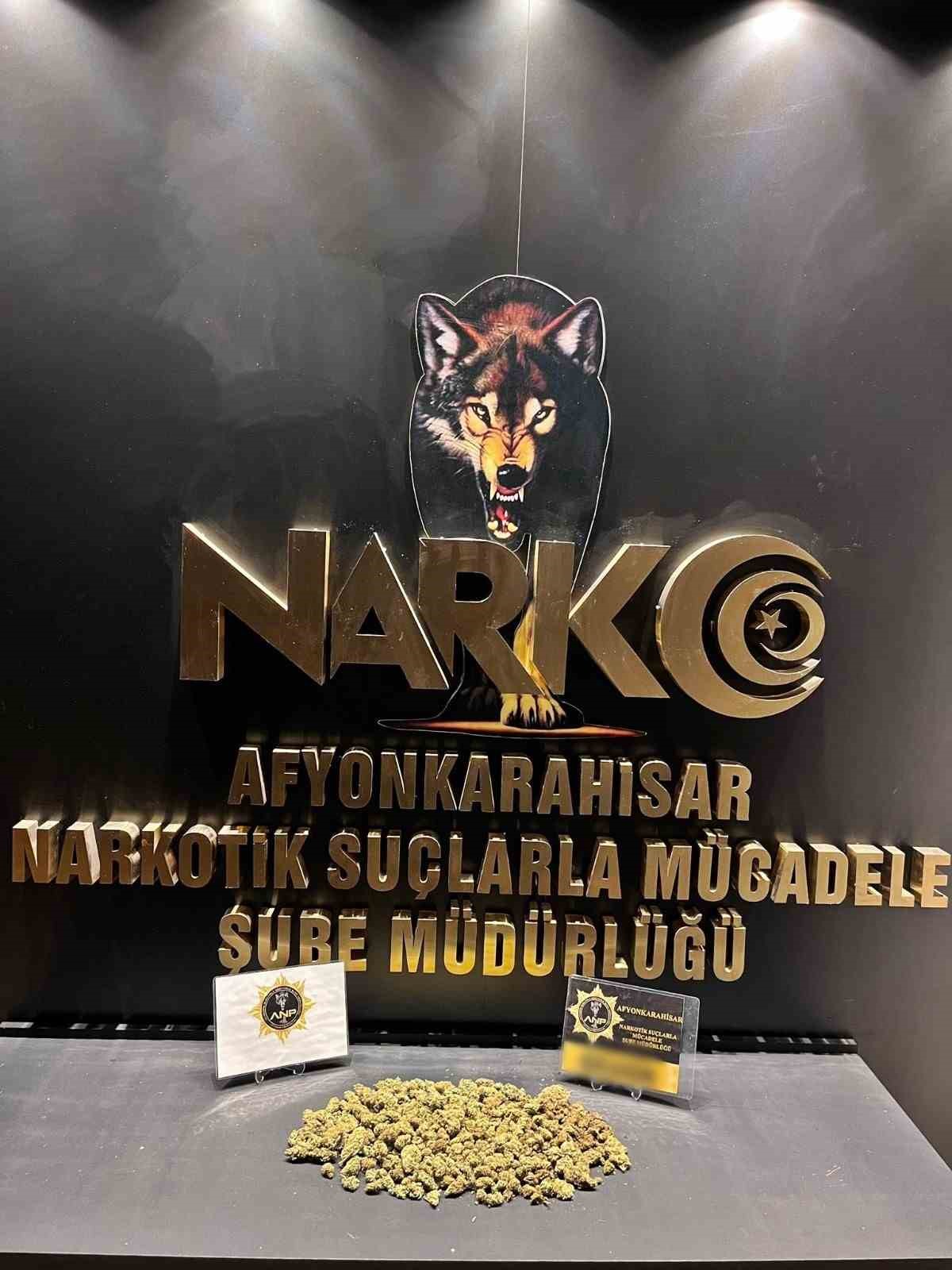 Otomobilde zulalanmış 238 gram uyuşturucu ele geçirildi
