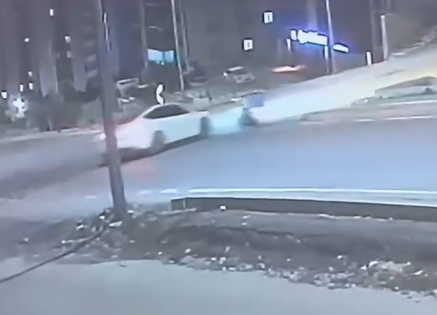 Otomobilin çarpıp kaçtığı motosiklet sürücüsü: "O an ölebilirdim. Böyle vicdansızlık olmaz"
